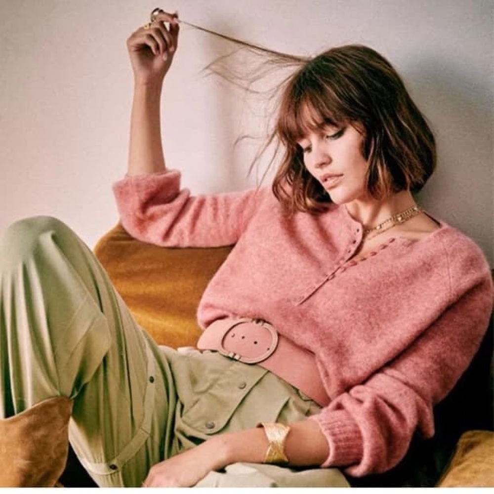 NWOT Sezane Pull Leon